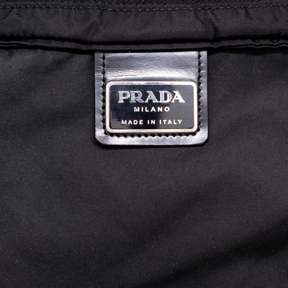 Prada Vintage Black Vela Nylon Small Flat Messenger Bag Adjustable Strap - Picture 8 of 13